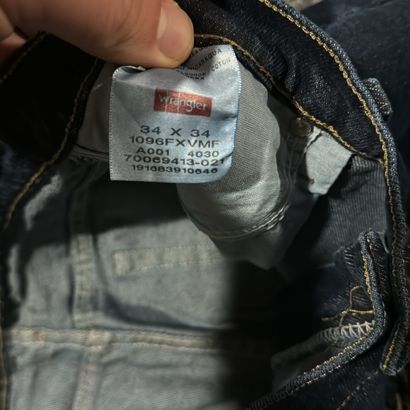 New without tag wrangler pants - Picture 2 of 3
